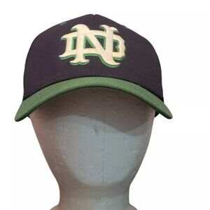 Notre Dame Fighting Irish Under Armour On Field Fit Small Blue/Green Hat